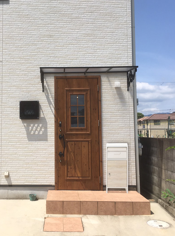 宅配ボックス ポストの雨除けにお悩みの方へ 後付け庇専門店ひさしっくす公式ブログ